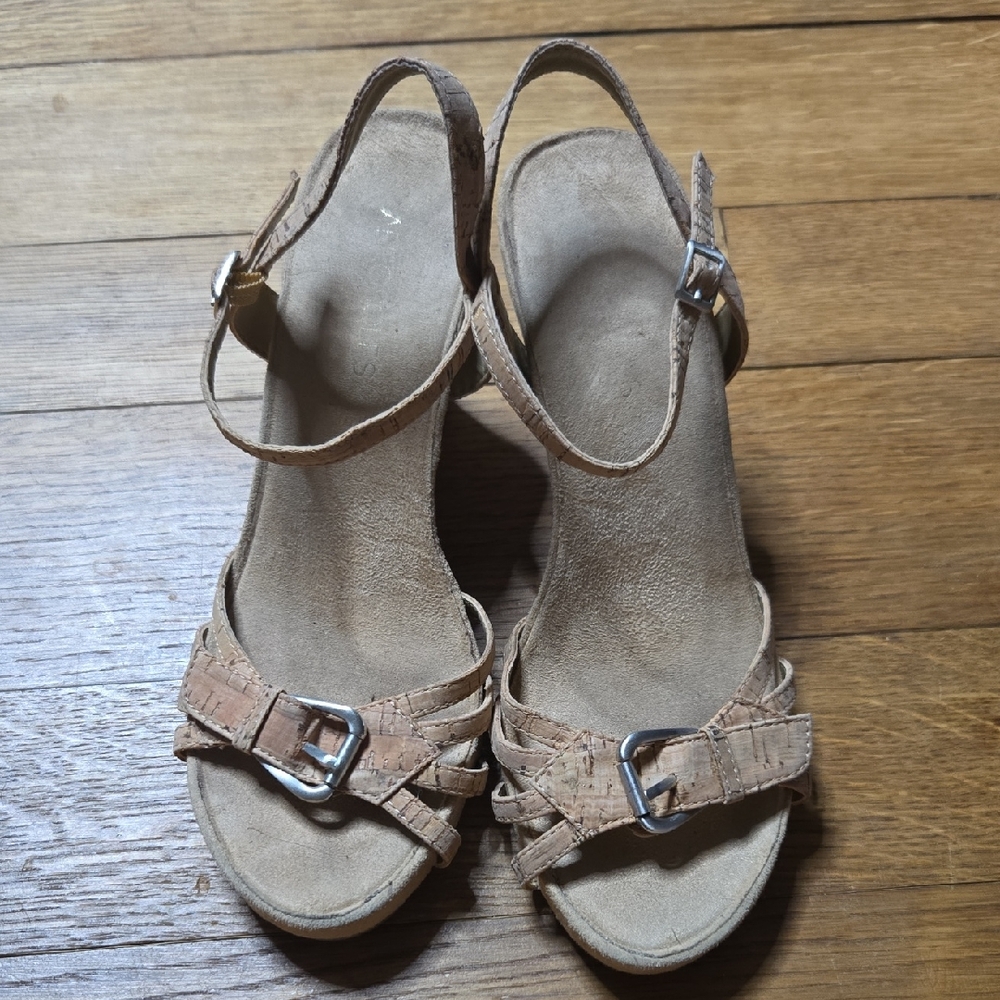 AEROSOLES Tan Cork-Look Ankle Strap Wedge Sandals